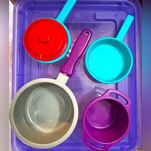 Girls,boys,kids pretend play cookware,pots,pans,skillets